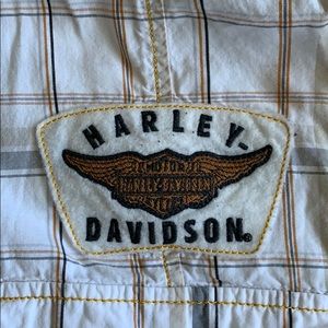 Harley-Davidson Shirts - Harley-Davidson casual shirt sleeve button up Harley-Davidson Shirts - Harley-Davidson casual shirt sleeve button up